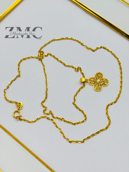 18K Gold Diamond Cut Clover Necklace
