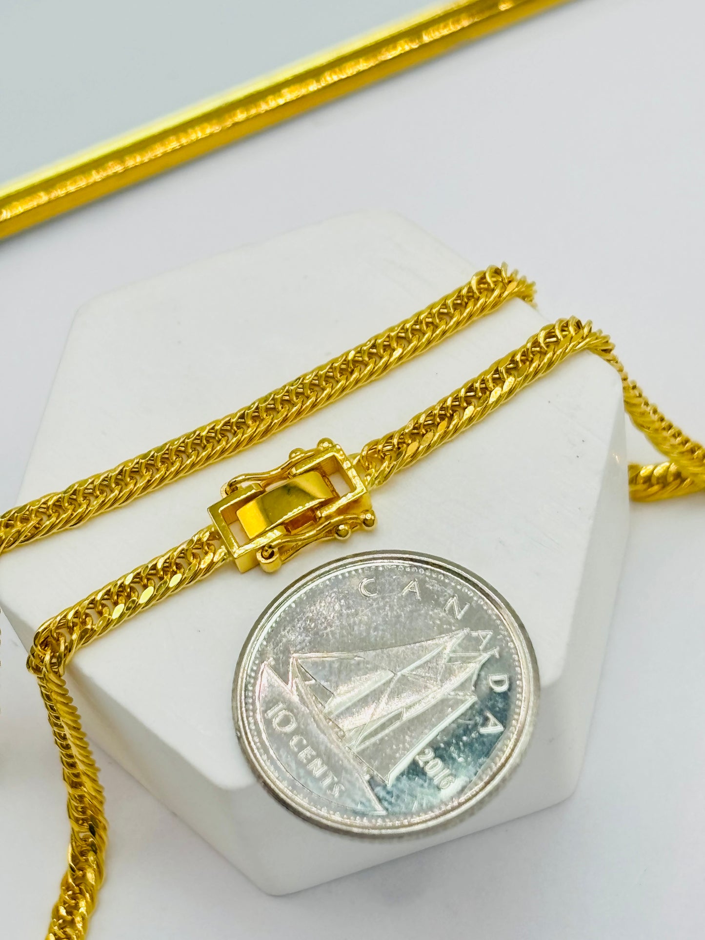 18K Gold Triple Lock Chain 16"