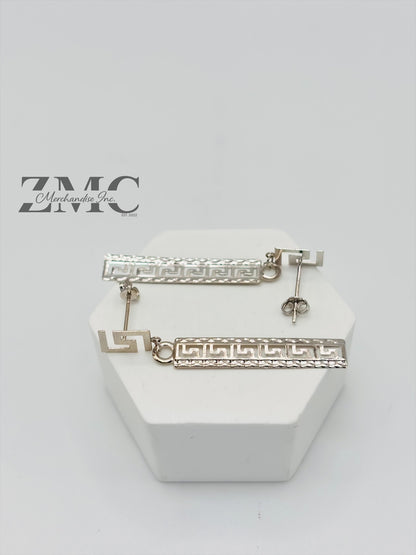 18K White Gold Dangling Earrings