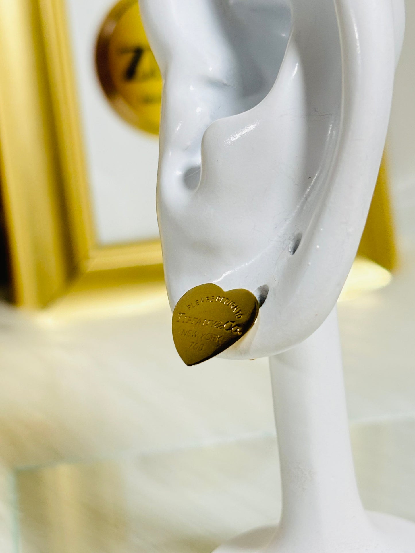 18K Gold Flat Heart Earrings