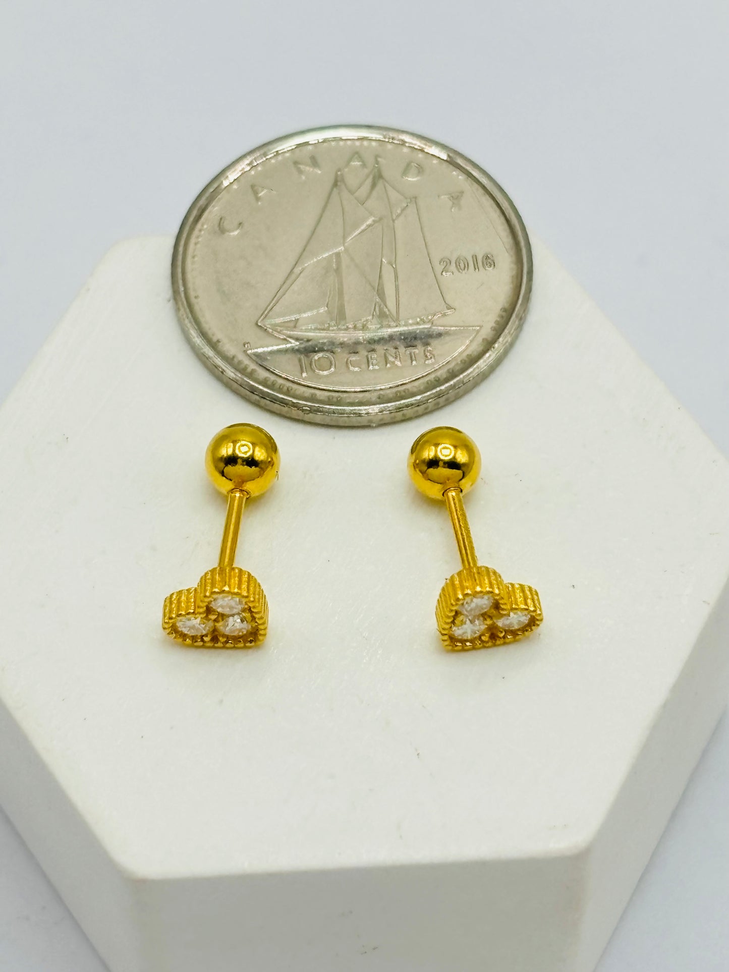 18K Gold Moissanite Diamond Heart Screw Earrings