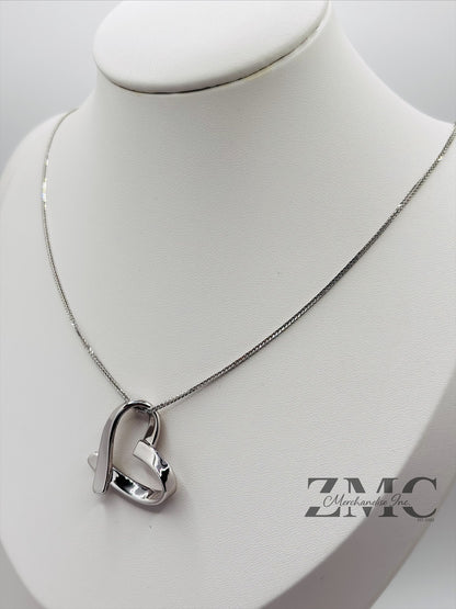 18K White Gold Open Heart Necklace