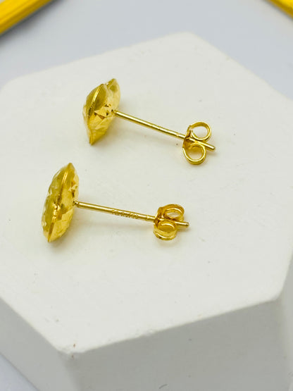 18K Gold Diamond Cut Heart Earrings