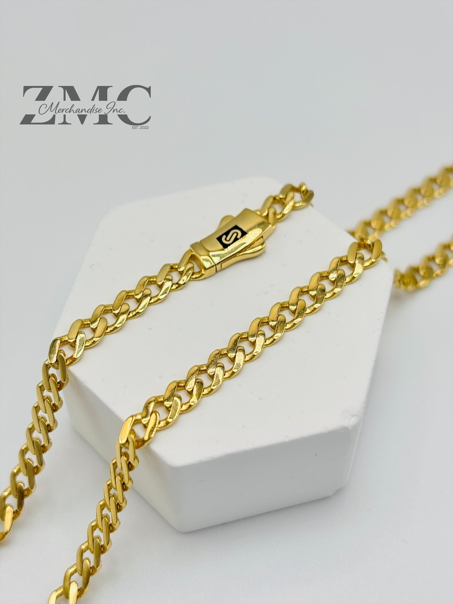 18K Gold M Chain/Necklace