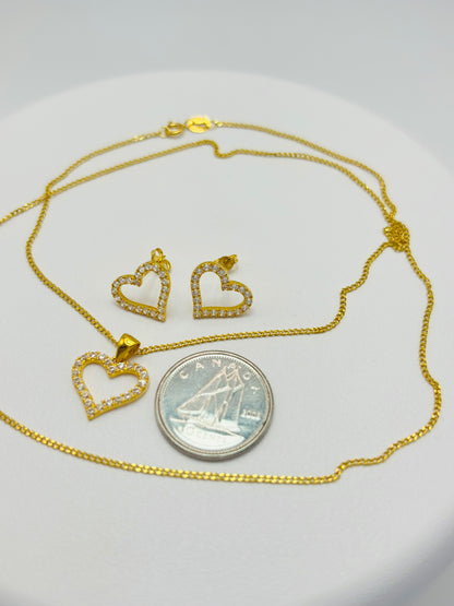 18K Gold Heart Necklace and Earrings Set