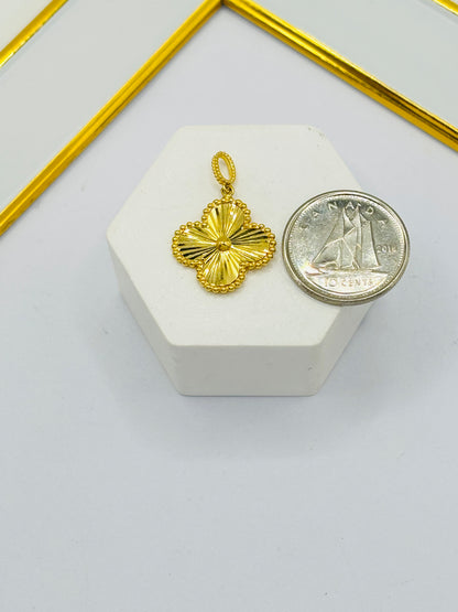 18K Gold Clover Pendant