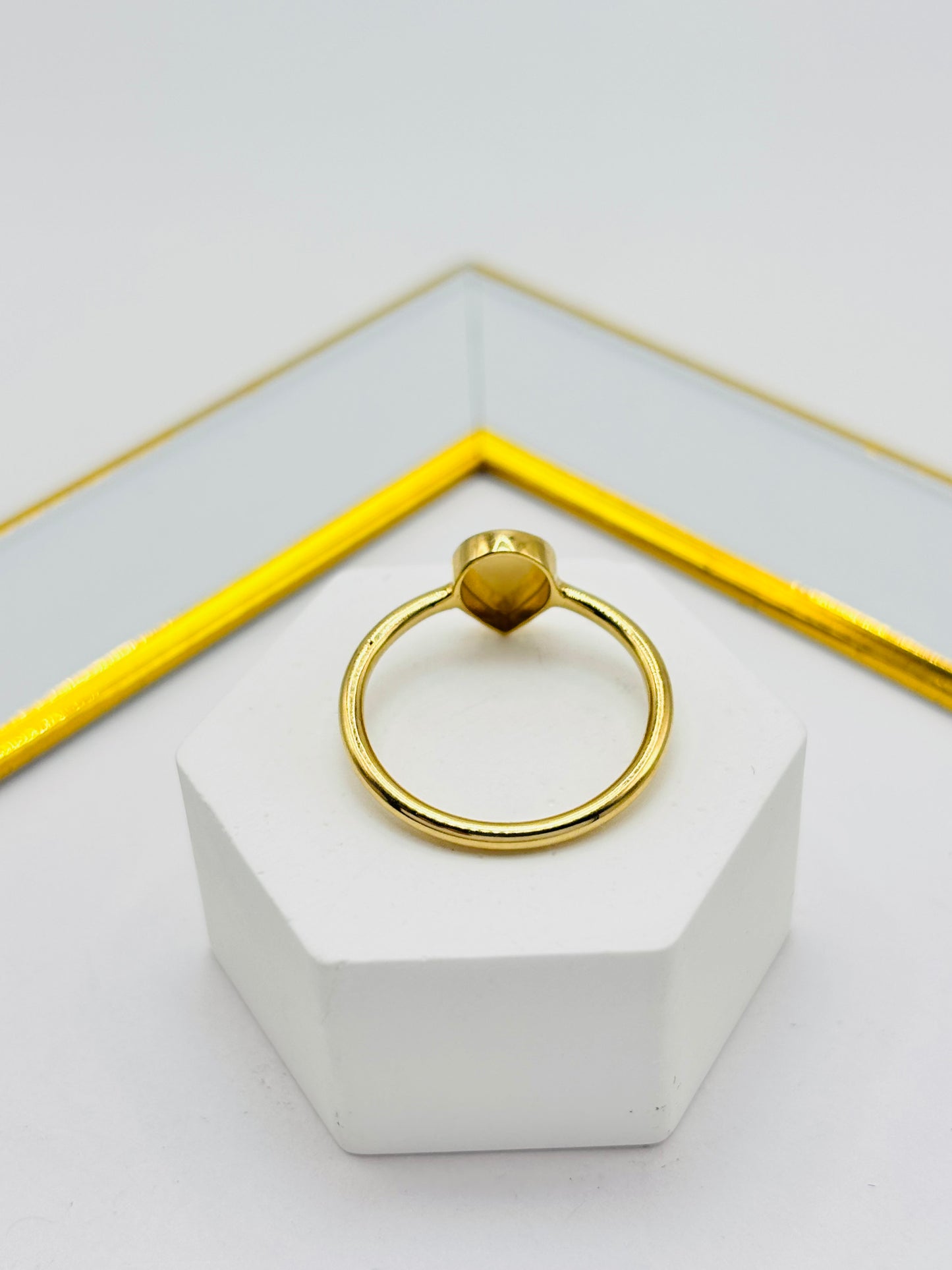 18K Gold Pear Ring