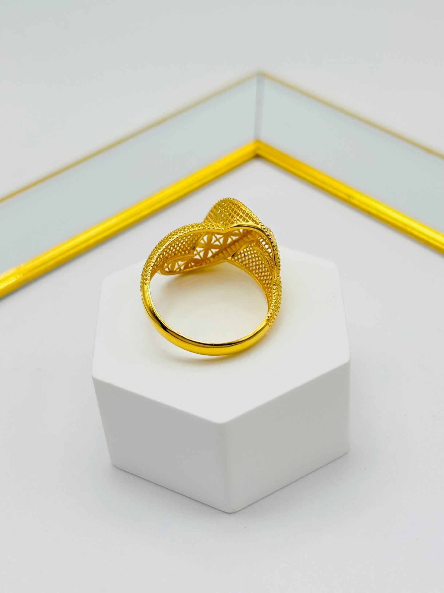 18K Gold Power Ring