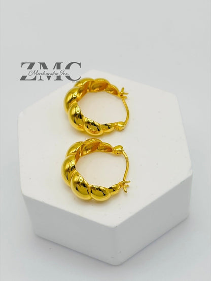 18K gold Croissant Loop Earrings