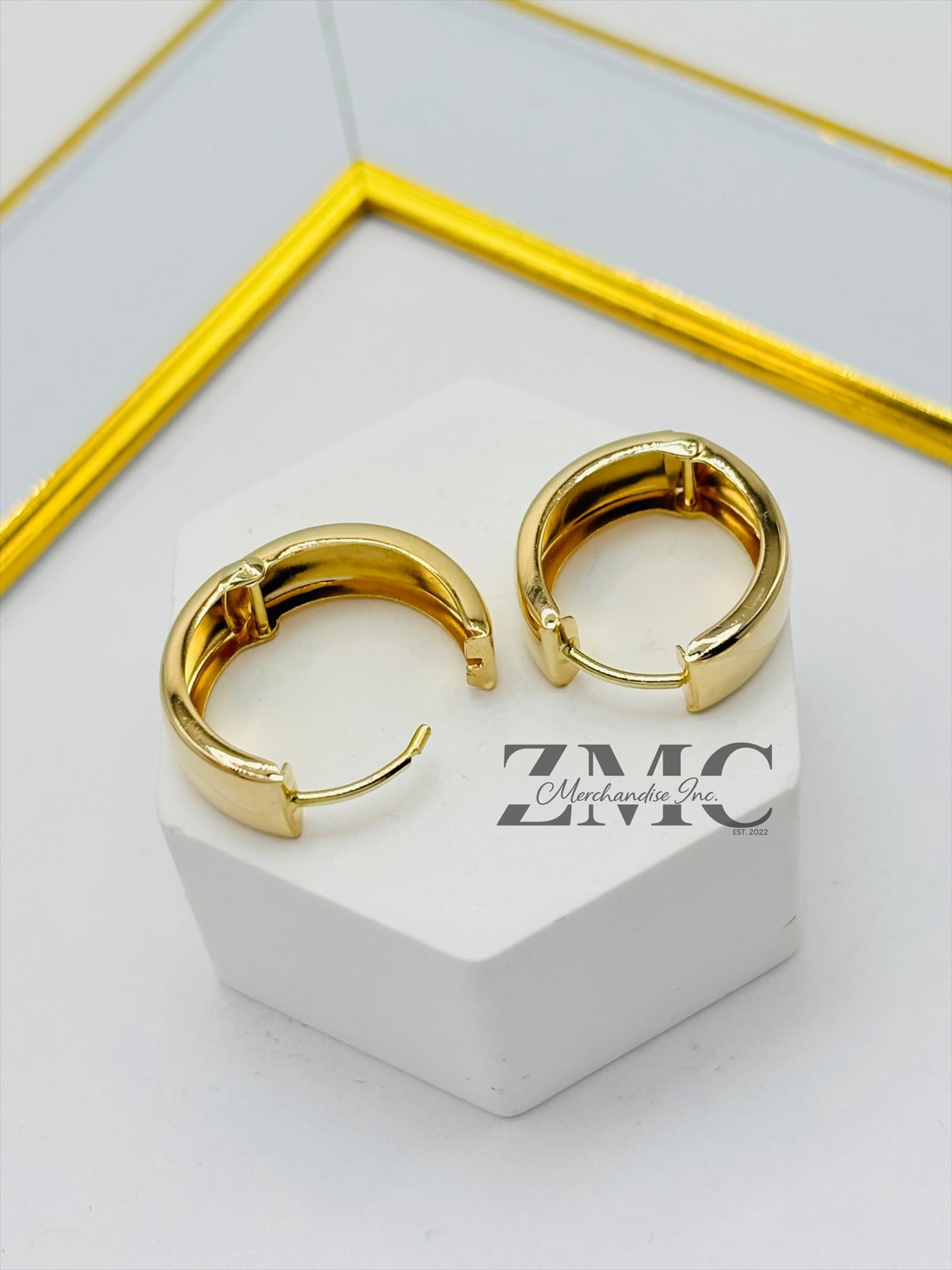 18K Gold Plain Loop Earrings