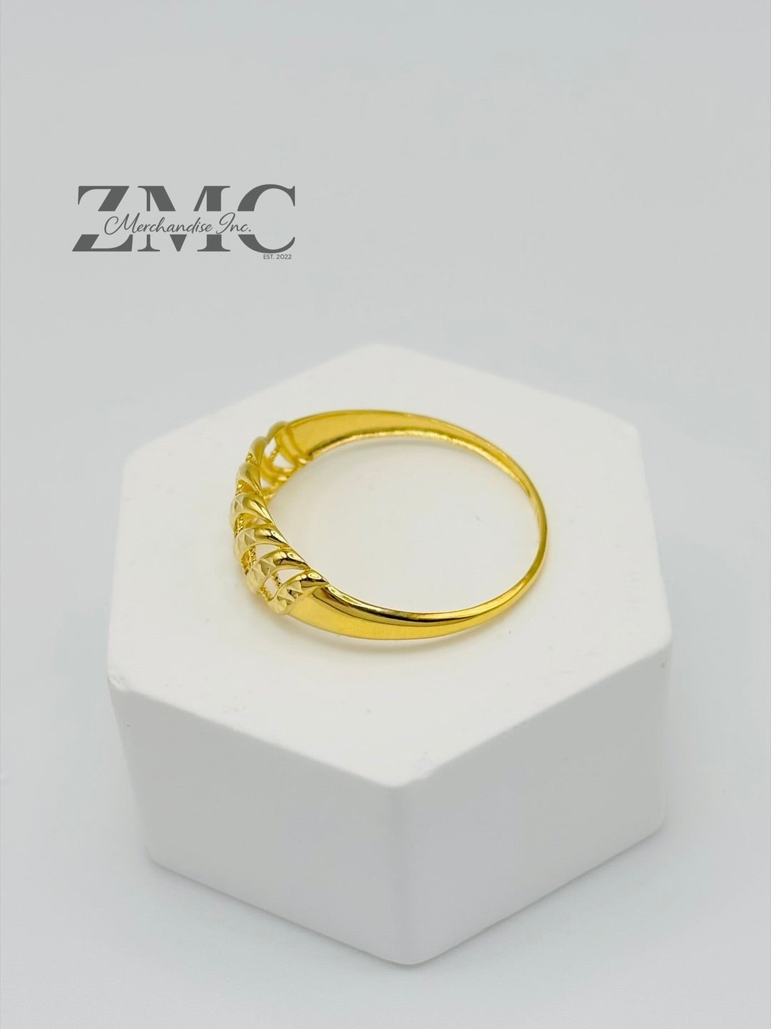18K Gold Net Diamond Cut Ring