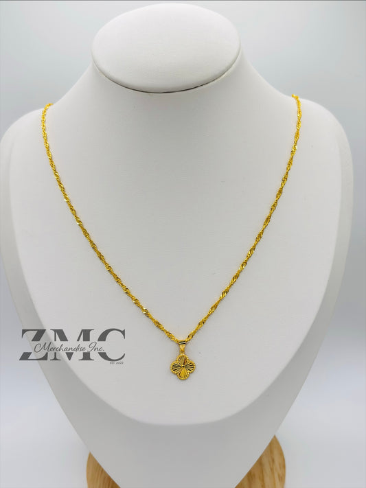 18K Gold Clover Twisted Necklace