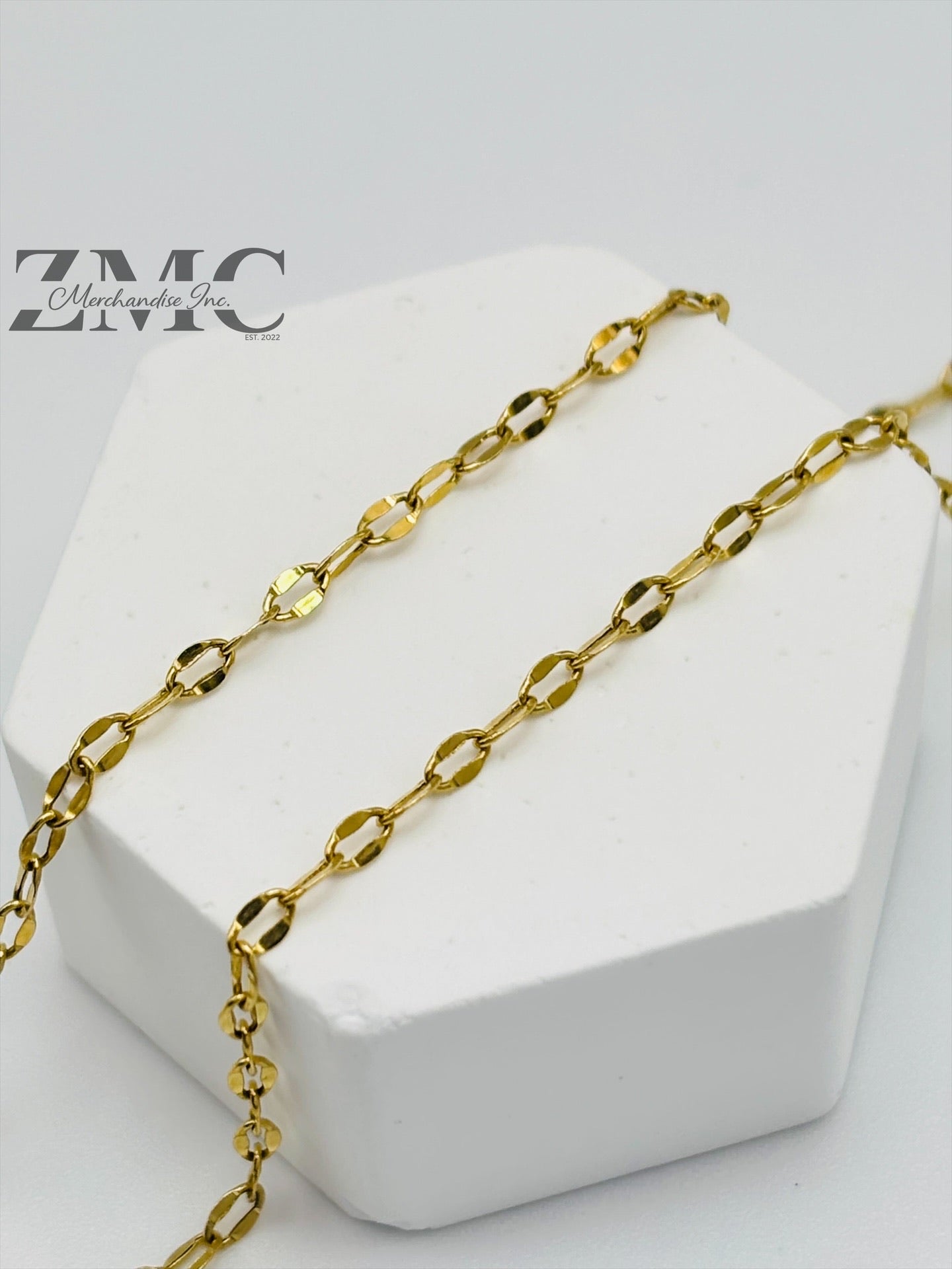 18K Gold Dancing Chain