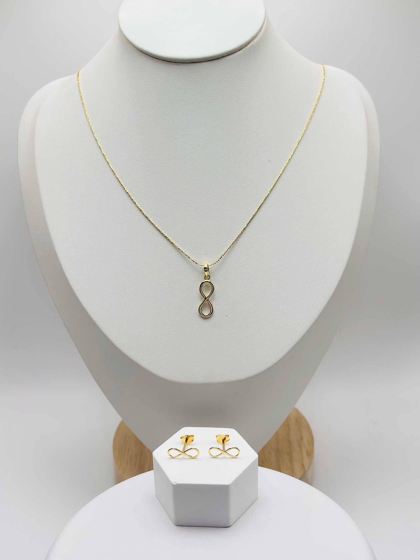 18K Gold Infinity Earrings and Necklace Set