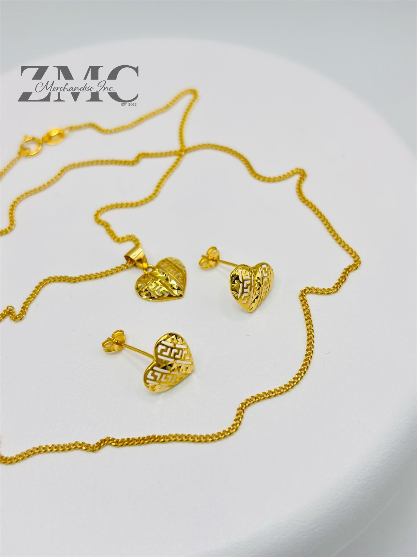 18K Gold Heart Earrings and Necklace Set