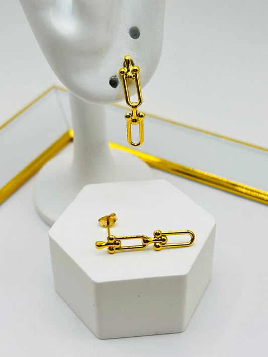 18K Gold Flat hardware Dangling Earrings