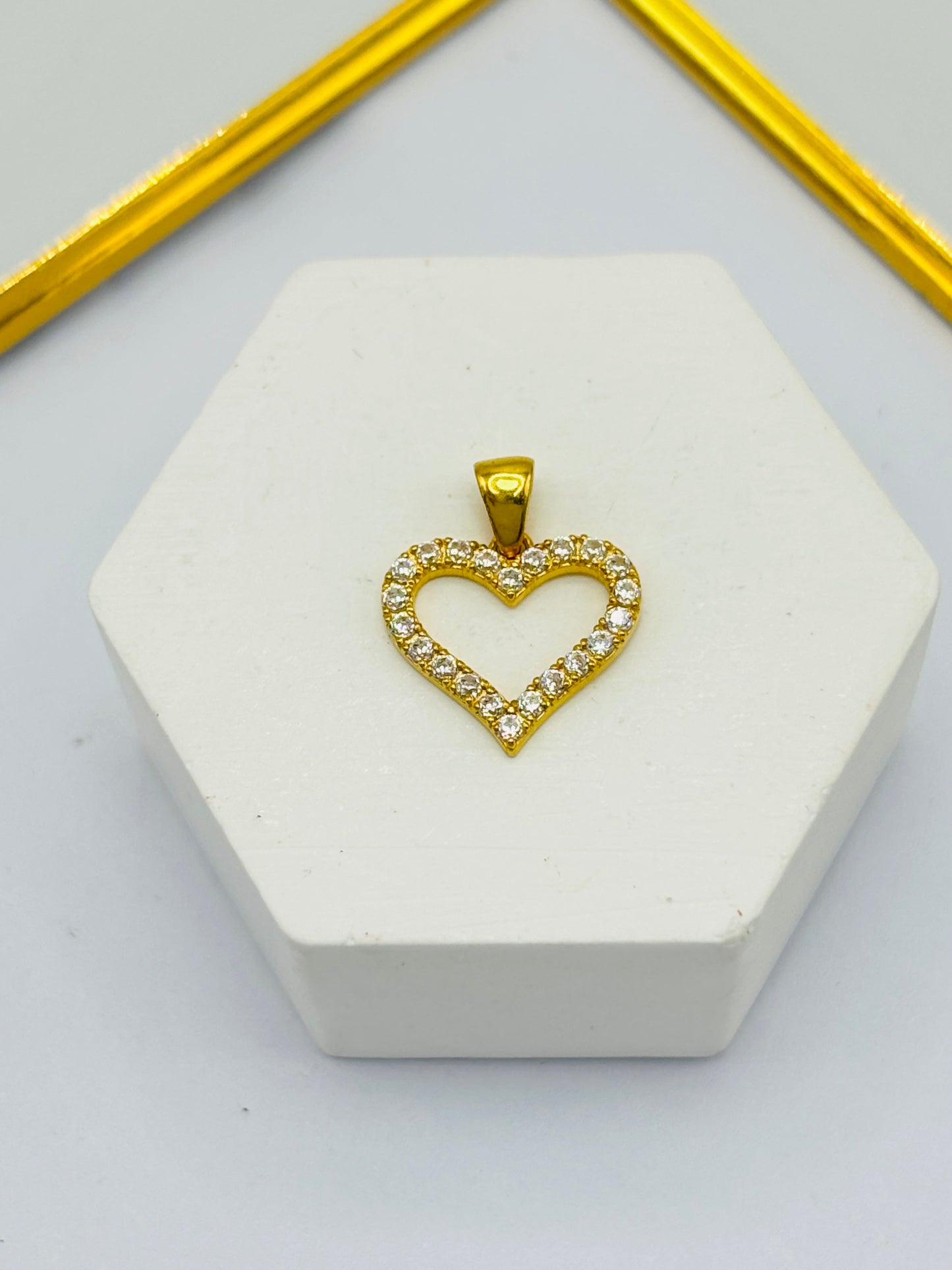 18K Gold Heart Zircon Stone Pendant