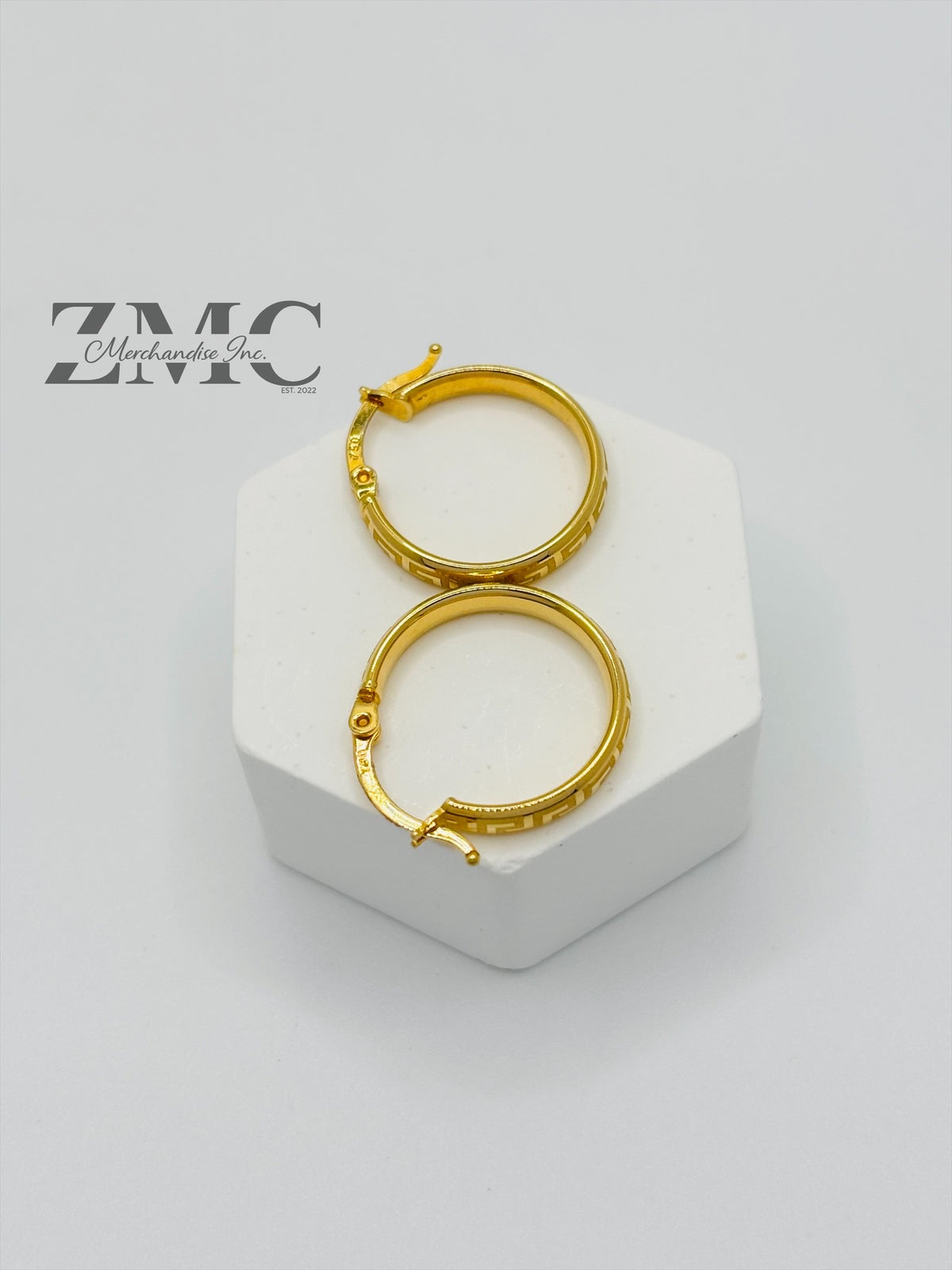 18K Gold Loop F Earrings