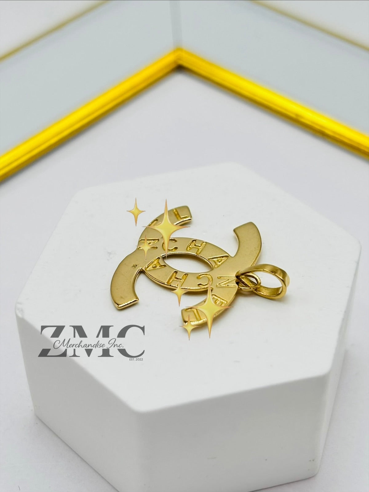 18K Gold C Pendant