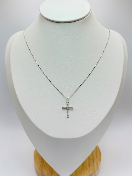 18K White Gold Cross Natural Diamond Necklace