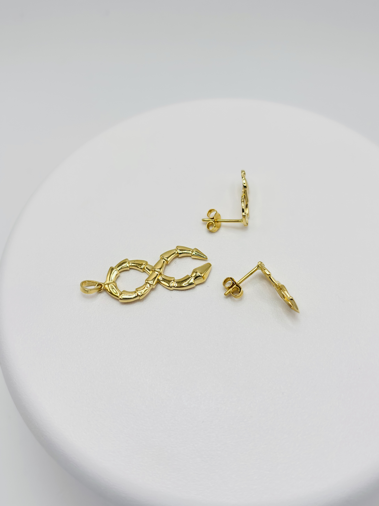 18K Gold Serpent Earrings and Pendant Set