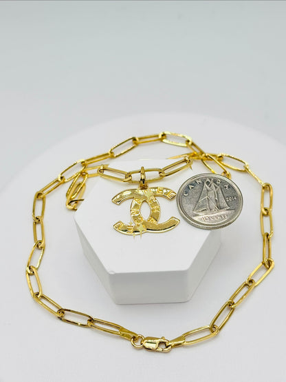 18K Gold Paperclip C Necklace