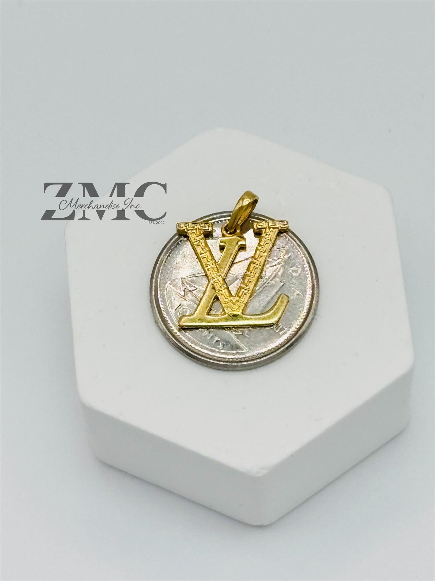 18K Gold L Pendant