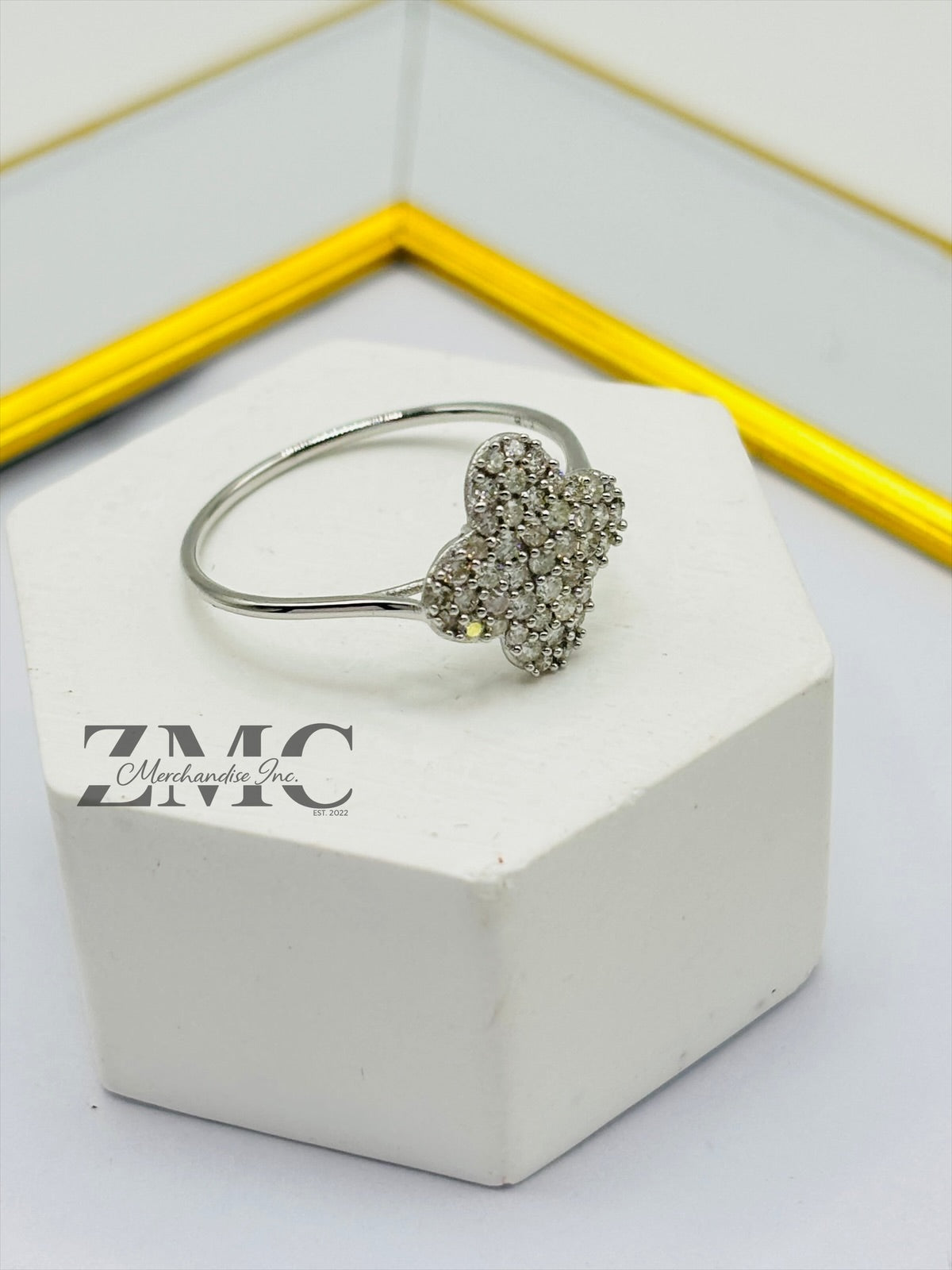 K18 Japan Gold Clover 0.50 carat Natural Diamond Ring