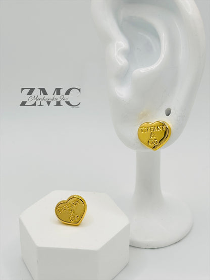 18K Gold Heart Earrings