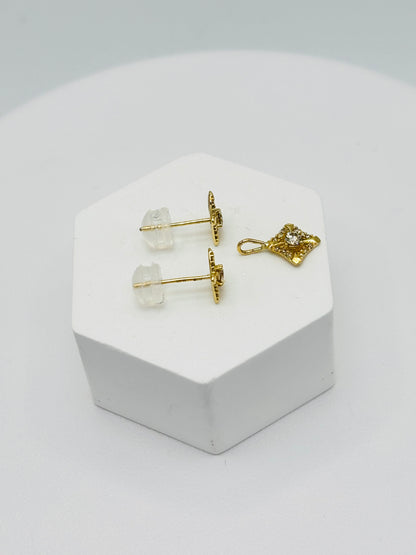 K18 Japan Gold Pendant and Earrings Natural Diamonds Set