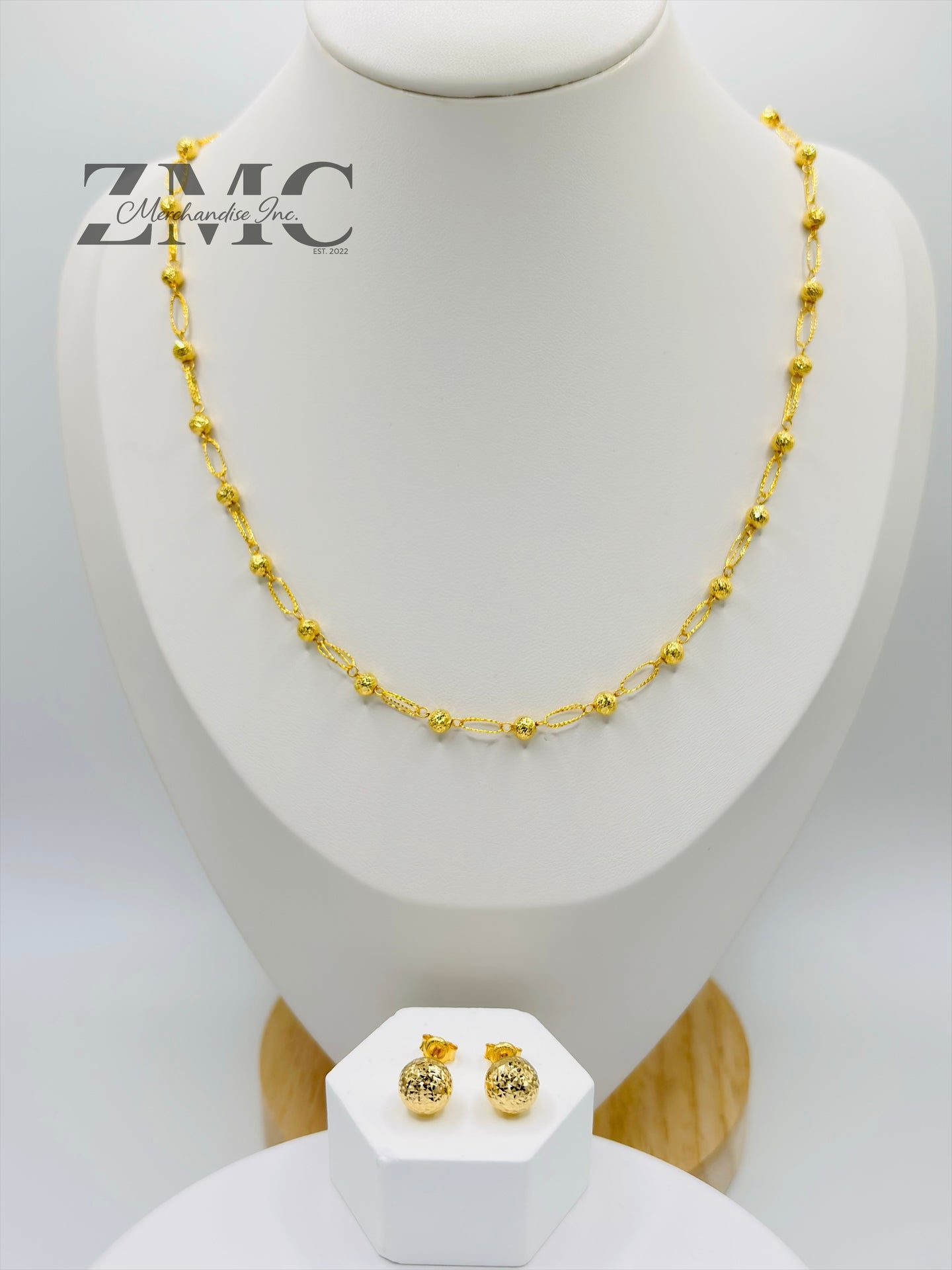 18K Gold Diamond Cut Ball Earrings and Necklace Set