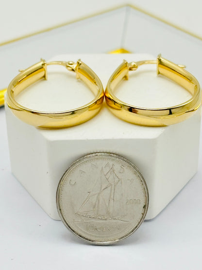 18K Gold Plain Oval Loop Earrings