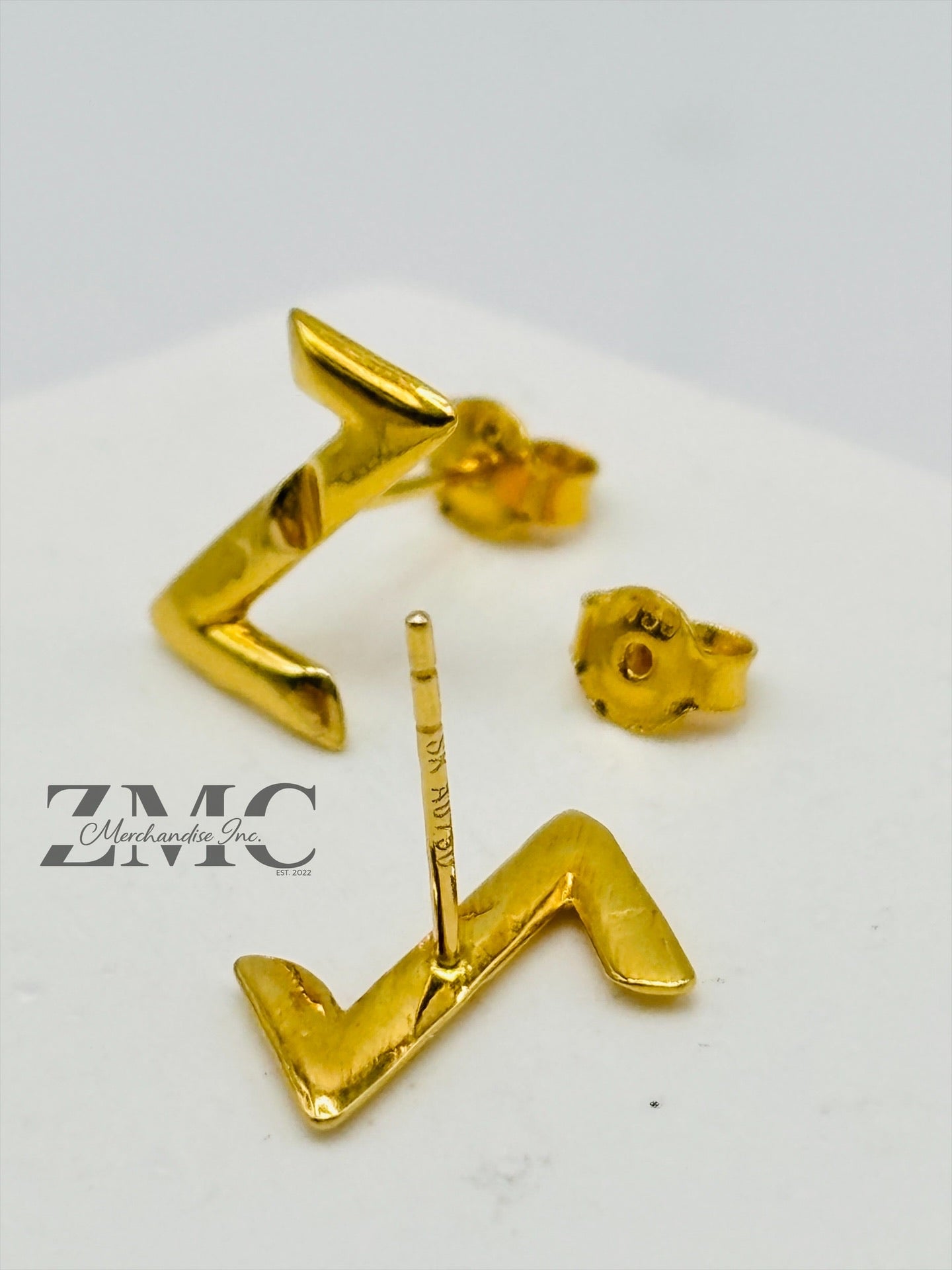 18K Gold Z Earrings