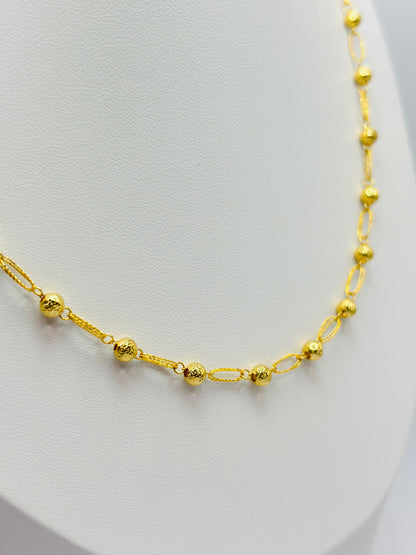 18K Gold Paperclip Ball Necklace