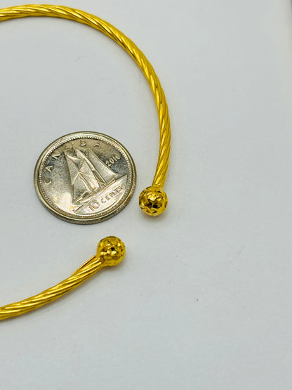 18K Gold Twisted Ball Bangle
