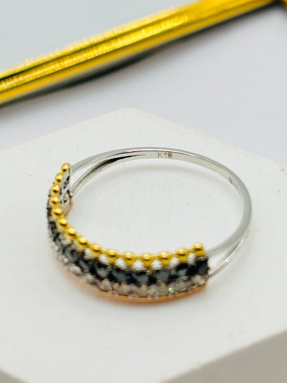 K18 Japan Gold Tri-Color with White/Black Natural Diamonds