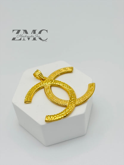 18K Gold Diamond Cut C Big Pendant