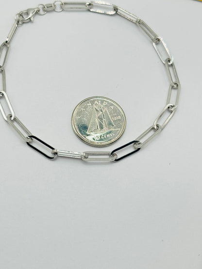 18K White Gold paperclip Bracelet