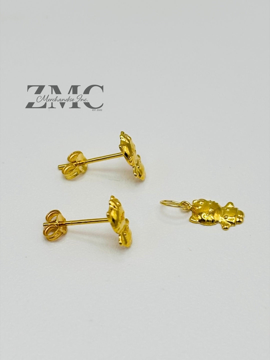 18K Gold HK Kids Earrings and Pendant Set