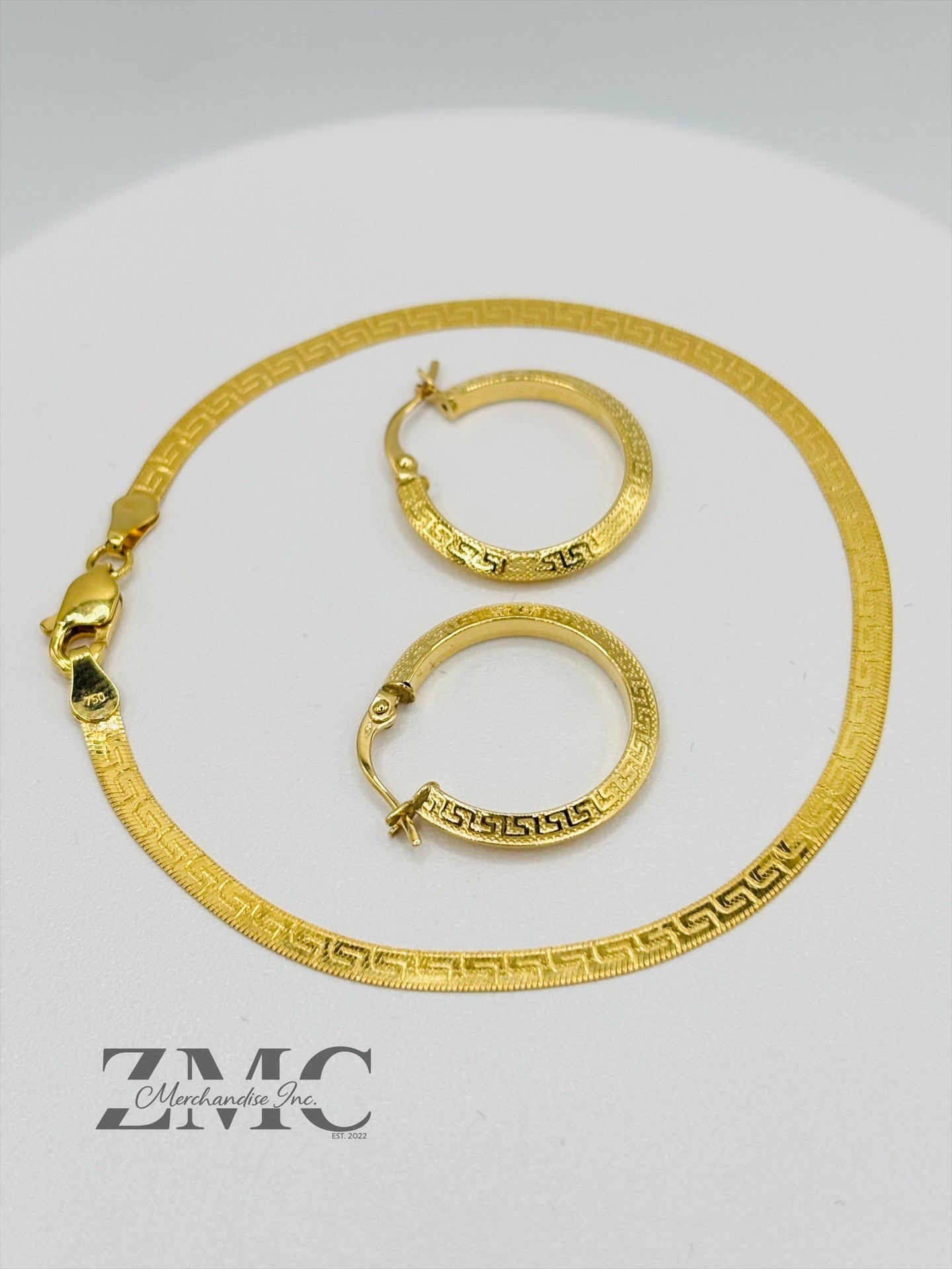 18K Gold F Bracelet and Loop Earrings Set