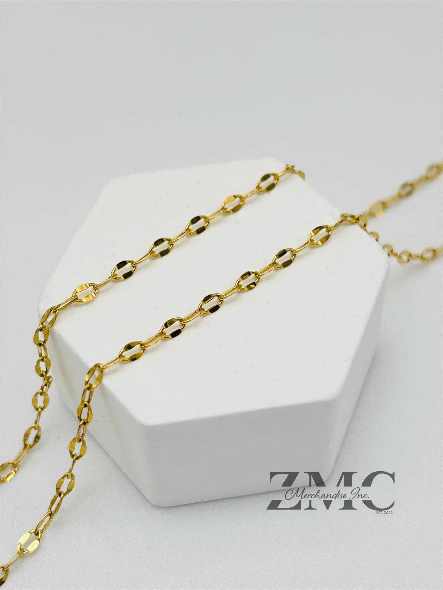 18K Gold L Necklace