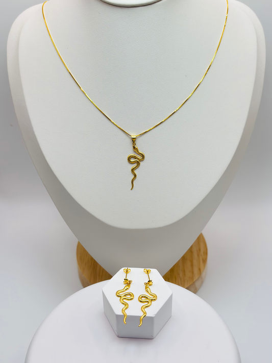 18K Gold Earrings and Necklace Set