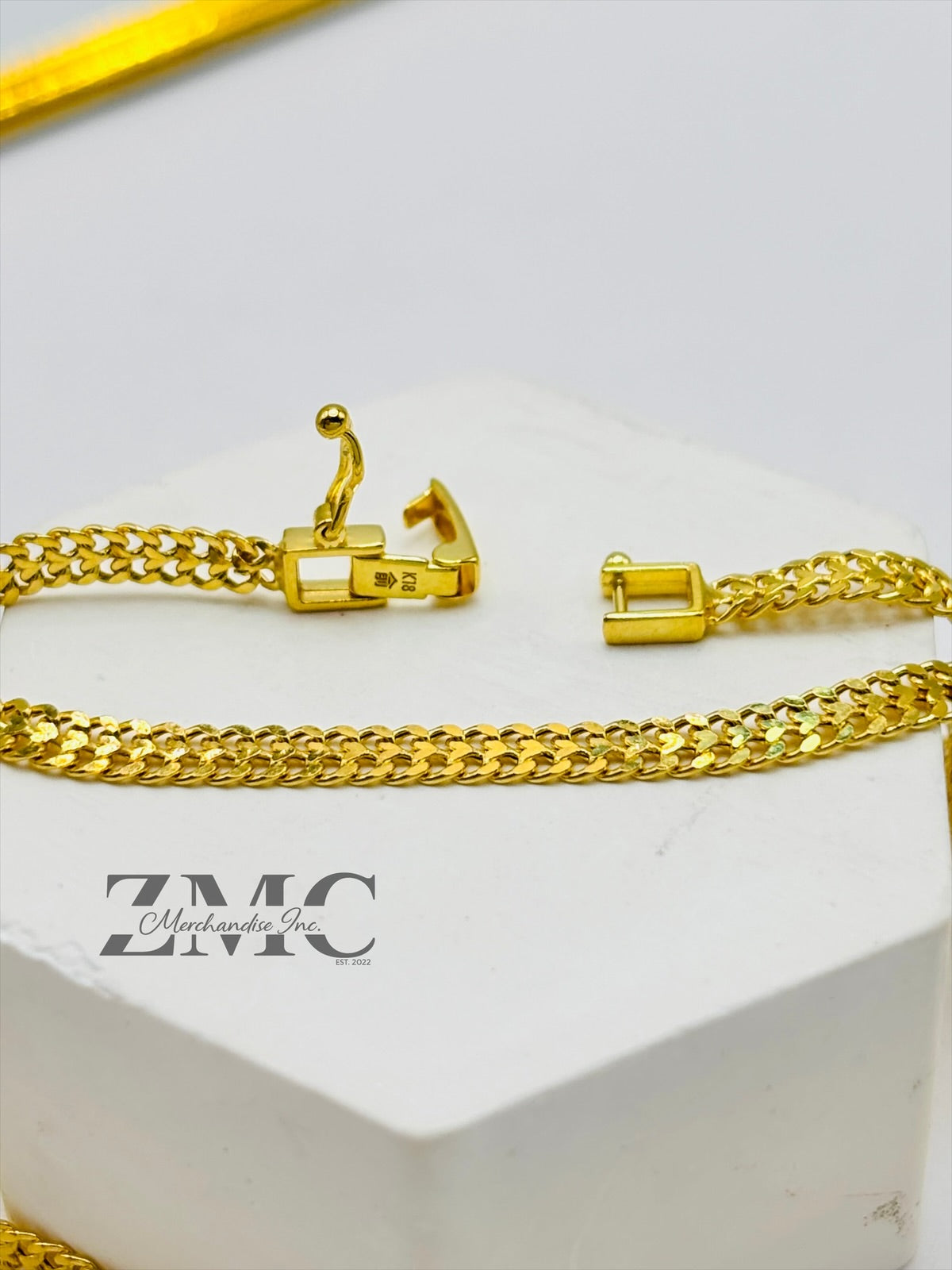 K18 Japan Gold Heartbiz Chain