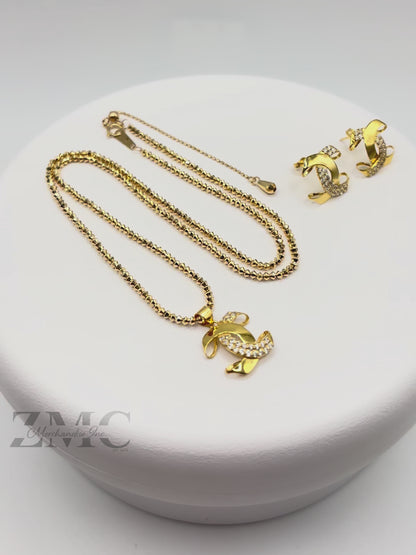 18K Gold C Earrings and Necklace Set