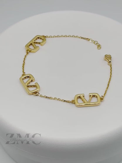 18K Gold V Attached Bracelet