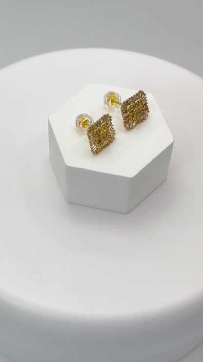 K18 Japan Gold Princess Round Baguette Natural Diamond Earrings 1 carat