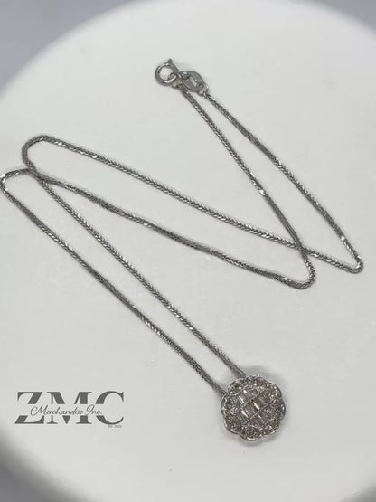18K White Gold Circle Necklace