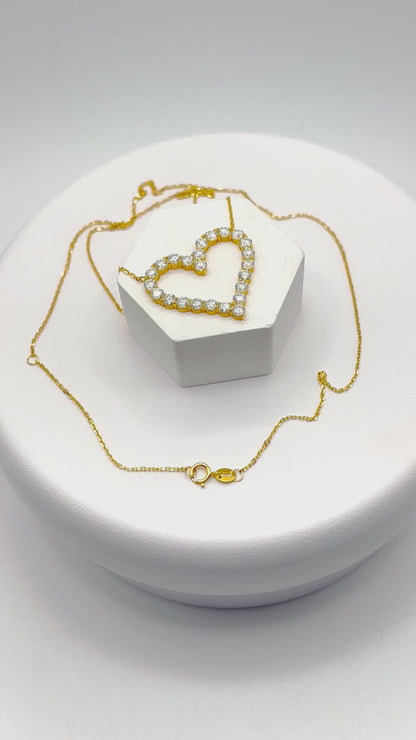 18K Gold Big Heart Moissanite Diamond Attached Necklace