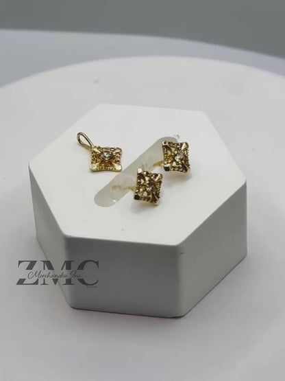 K18 Japan Gold Pendant and Earrings Natural Diamonds Set