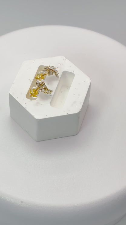 K18 Japan Gold  Natural Diamond Earrings 0.20 carat